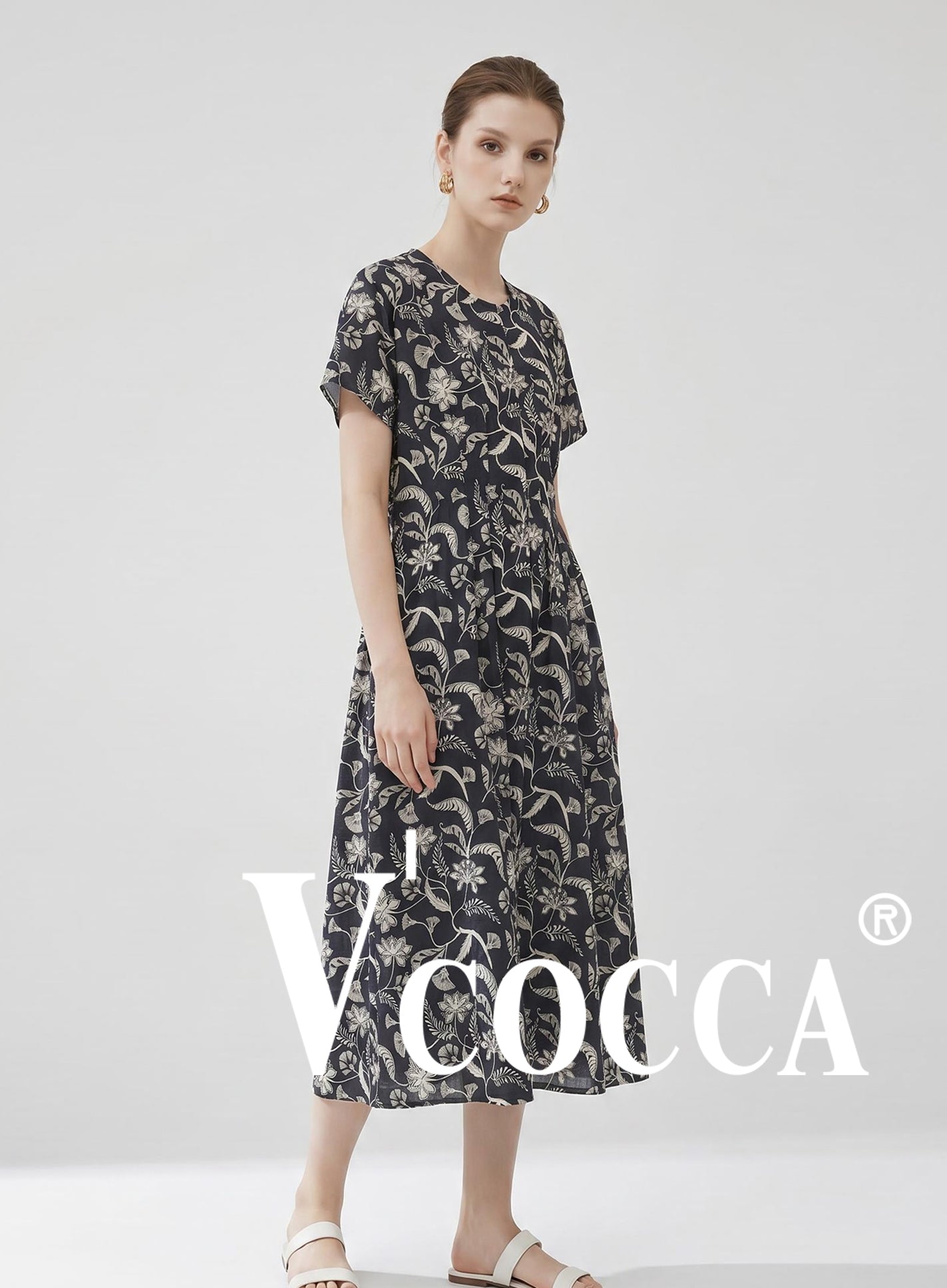 V'COCCA E262111 漫活氛圍感天絲印花連身裙